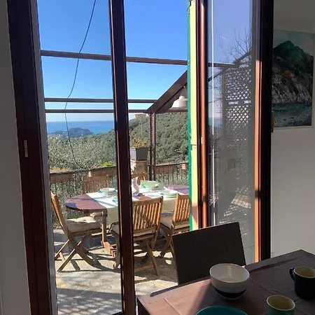 Holiday home Il Glicine *